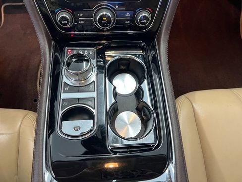 Used 2014 Jaguar XJ AWD image 15