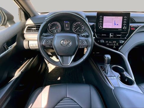 Certified 2023 Toyota Camry SE FWD image 5