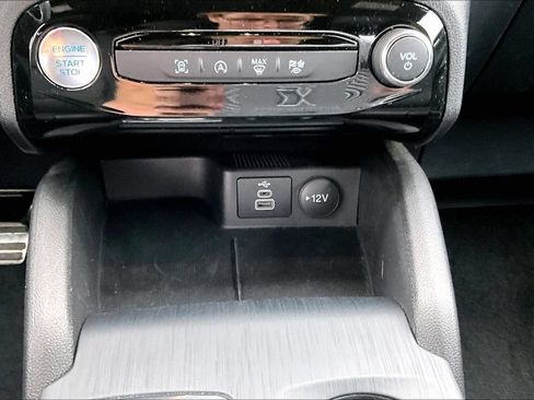 Used 2024 Ford Escape ST-Line w/ Tech Pack #1 AWD/4WD image 32