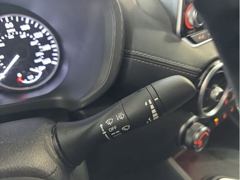 Used 2022 Nissan Sentra SV image 29