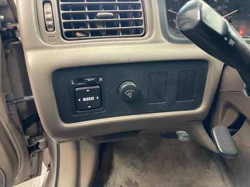 Used 2001 Toyota Camry CE image 34