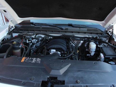 Used 2017 Chevrolet Silverado 1500 LTZ Z71 w/ LTZ Plus Package AWD/4WD image 34