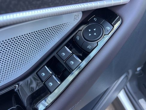 New 2026 Ford Explorer Platinum image 16