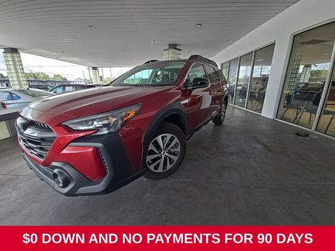 Used 2025 Subaru Outback Premium AWD/4WD image 1