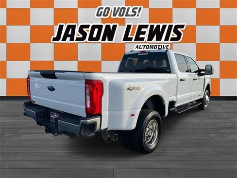 Used 2024 Ford F350 XLT image 4