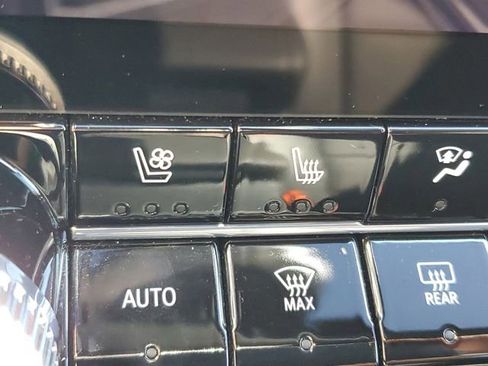 Used 2024 GMC Canyon AT4 w/ AT4 Premium Package image 5