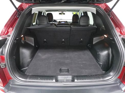 Used 2019 Jeep Cherokee Latitude Plus w/ Cold Weather Group image 26