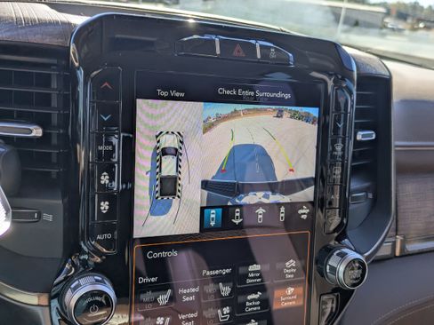 Used 2021 RAM 2500 Limited image 25