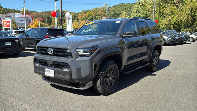 Certified 2025 Toyota 4Runner SR5 AWD/4WD image 3