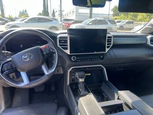 Used 2024 Toyota Sequoia Platinum AWD/4WD image 8