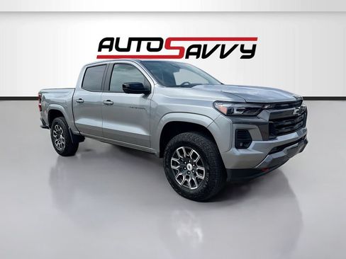 Used 2024 Chevrolet Colorado Z71 w/ Z71 Convenience Package 2 AWD/4WD image 1