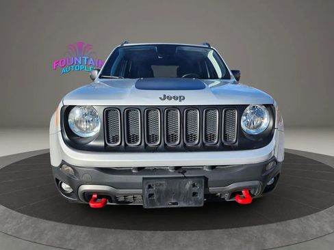 Used 2018 Jeep Renegade Trailhawk w/ Cold Weather Group II image 8