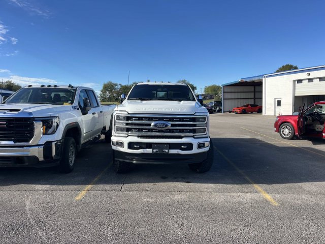 Used 2024 Ford F250 Platinum AWD/4WD image 7