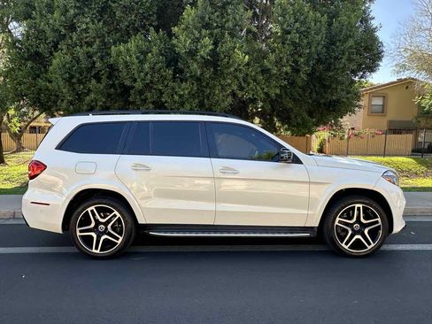 Used 2019 Mercedes-Benz GLS 550 4MATIC image 9