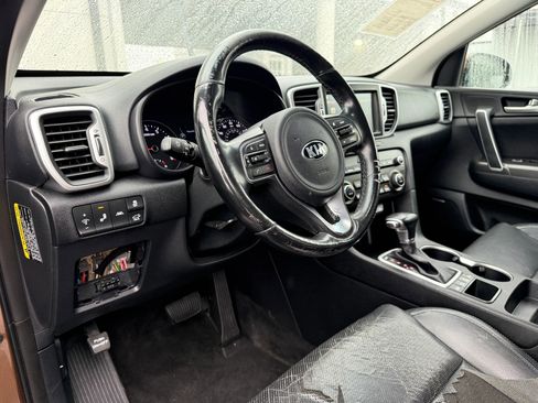 Used 2017 Kia Sportage EX w/ EX Technology Package image 15