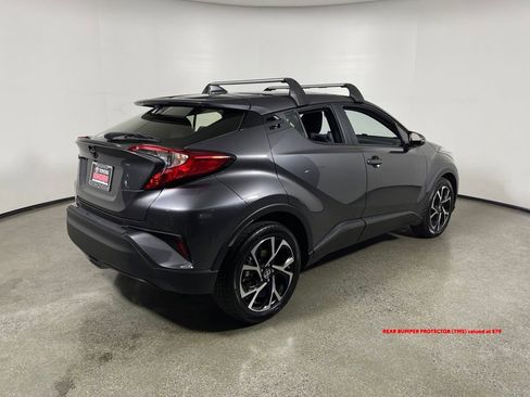Certified 2021 Toyota C-HR XLE image 3