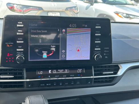 Certified 2023 Toyota Sienna XLE w/ XLE Plus Package FWD image 20