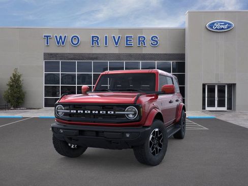 New 2026 Ford Bronco Outer Banks image 2