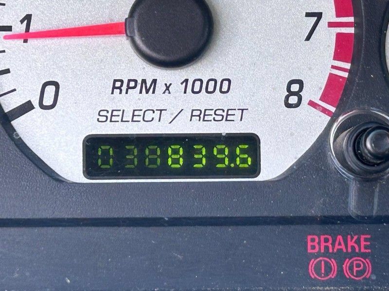 Used 2004 Ford Mustang Cobra RWD image 22