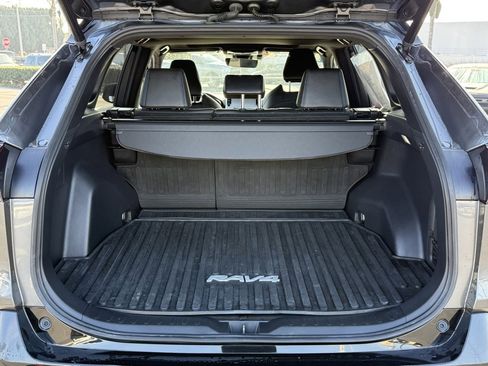 Certified 2022 Toyota RAV4 XSE image 15