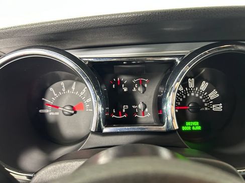Used 2007 Ford Mustang Convertible RWD image 19