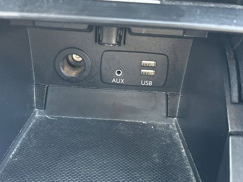 Used 2016 Subaru Outback 3.6R Limited image 38