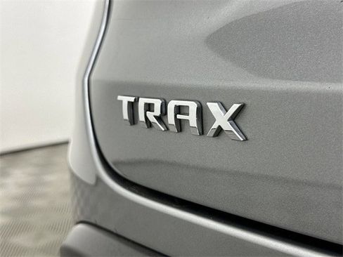 Used 2025 Chevrolet Trax LS w/ Driver Confidence Package image 33