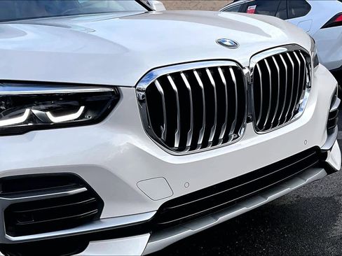 Used 2022 BMW X5 xDrive40i w/ Premium Package image 29