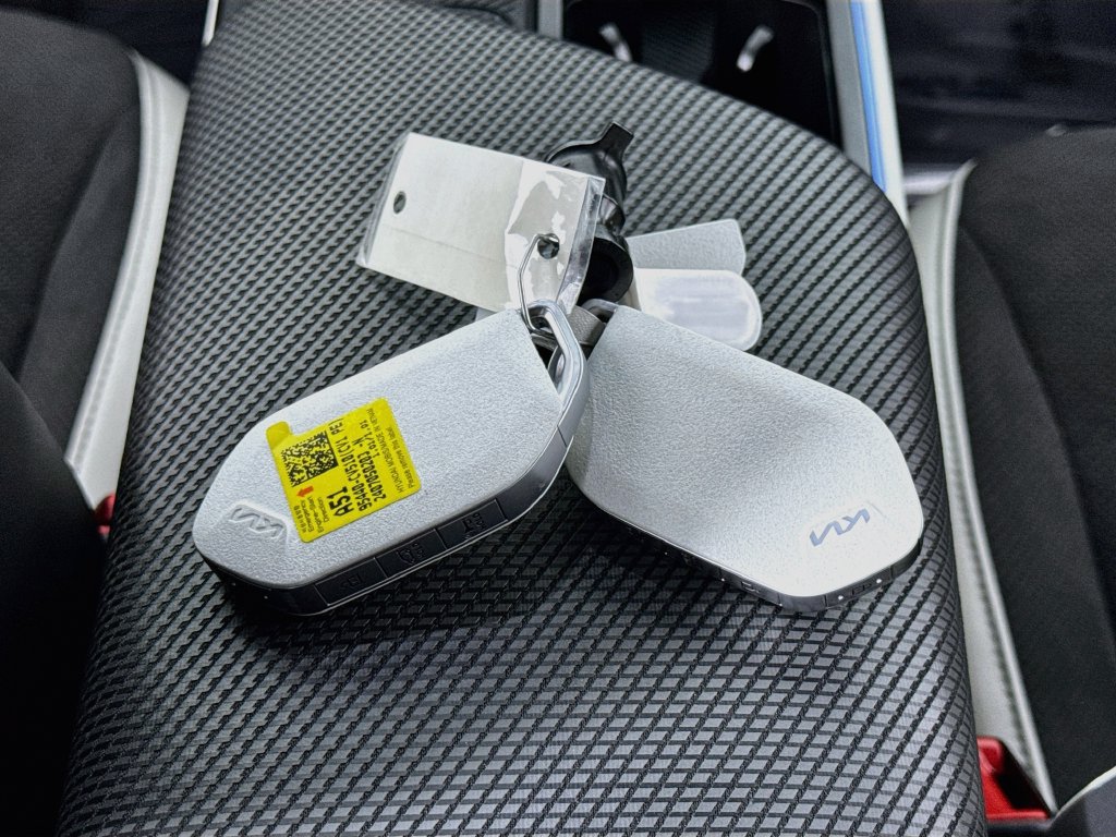 Used 2025 Kia EV6 GT-Line AWD/4WD image 42