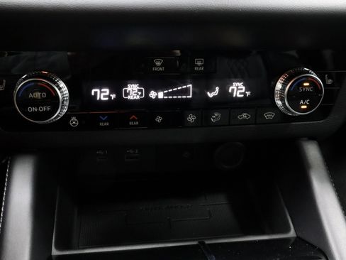 New 2025 Mitsubishi Outlander SEL Black Edition image 24