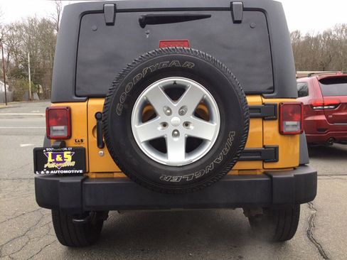 Used 2014 Jeep Wrangler Sport w/ Quick Order Package 24S image 10