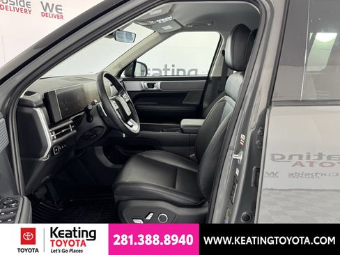 Used 2026 Hyundai Santa Fe SEL FWD image 14