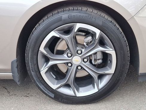 Used 2022 Chevrolet Malibu LT image 32