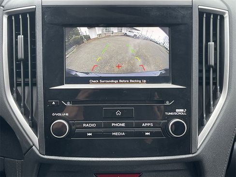 Used 2019 Subaru Crosstrek 2.0i Premium image 14