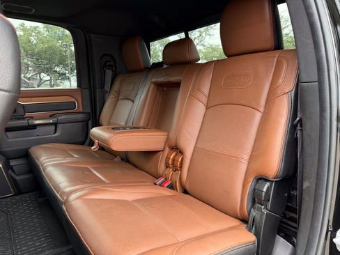 Used 2022 RAM 3500 Limited AWD/4WD image 22