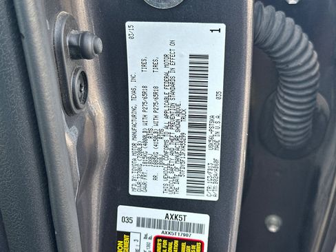 Used 2015 Toyota Tundra SR5 w/ TRD Off Road Package AWD/4WD image 28
