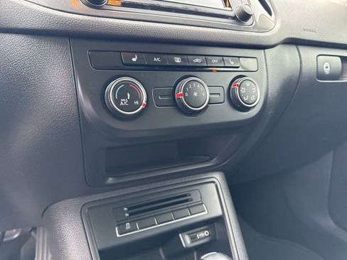 Used 2017 Volkswagen Tiguan Wolfsburg Edition image 29