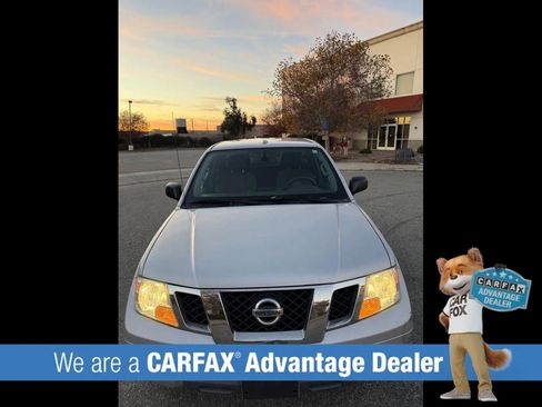 Used 2012 Nissan Frontier SV w/ SV Premium Utility Pkg image 7