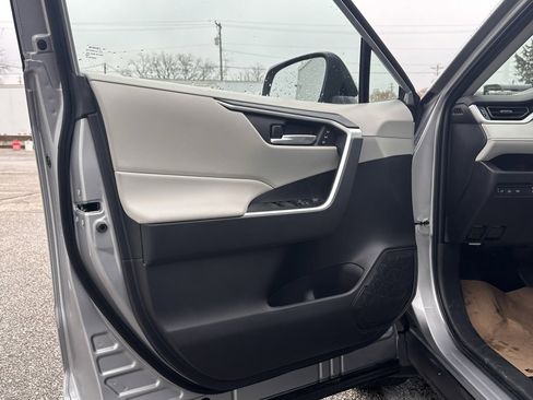 New 2025 Toyota RAV4 XLE Premium image 10