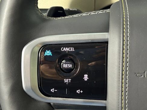 Used 2025 Nissan Armada Platinum Reserve AWD/4WD image 32