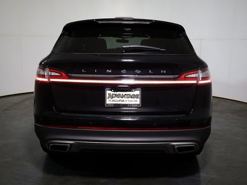 Used 2023 Lincoln Nautilus Reserve w/ Luxury Package AWD/4WD image 10