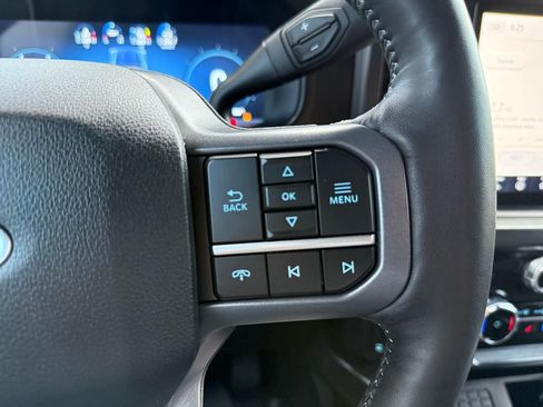 Used 2023 Ford F350 Lariat w/ Black Appearance Package image 45