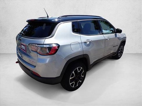 Used 2021 Jeep Compass Trailhawk AWD/4WD image 4