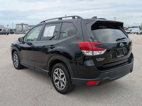 Used 2024 Subaru Forester Premium AWD/4WD image 7