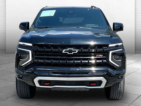 Used 2025 Chevrolet Tahoe Z71 w/ Z71 Off-Road Package AWD/4WD image 2