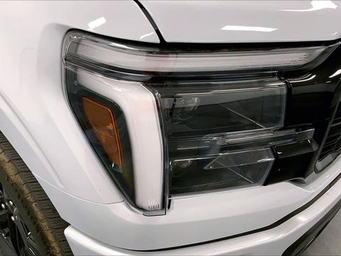 New 2025 Ford F150 Lariat w/ Equipment Group 501A Mid image 14