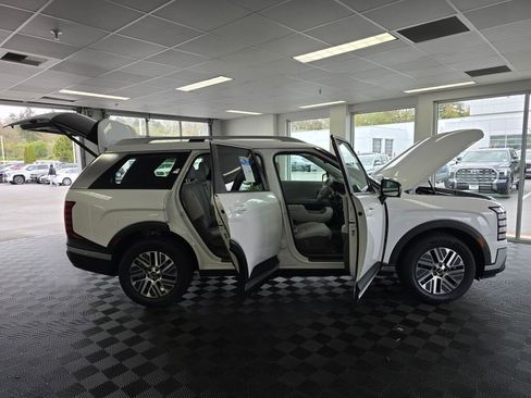 New 2026 Hyundai Palisade SEL Premium AWD/4WD image 17