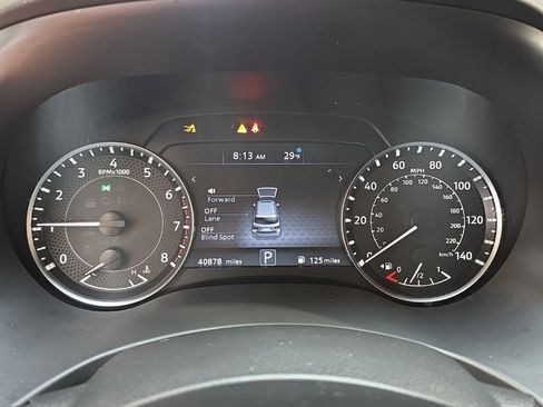 Used 2024 Nissan Armada SV image 27