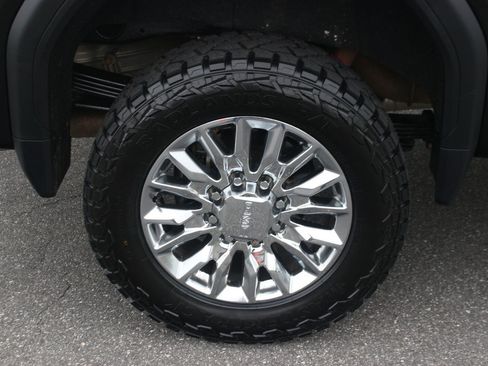 Used 2023 GMC Sierra 2500 Denali AWD/4WD image 43