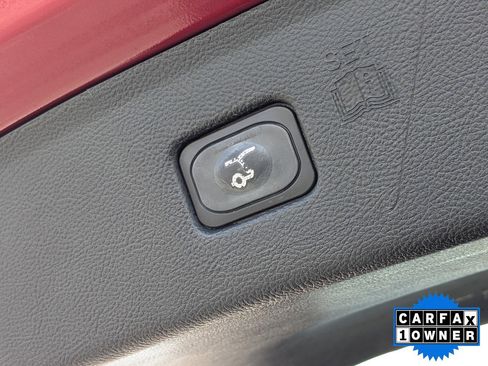 Certified 2023 Ford Edge ST image 14